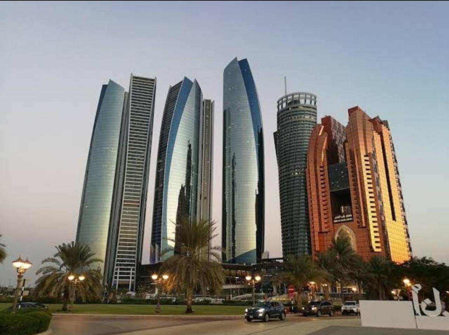 Corniche Street - Stunning Room أبو ظبي المظهر الخارجي الصورة