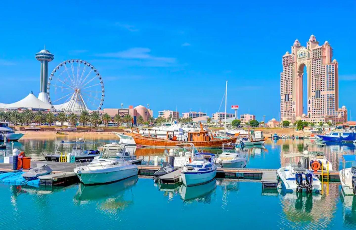 Corniche Street - Stunning Room أبو ظبي المظهر الخارجي الصورة