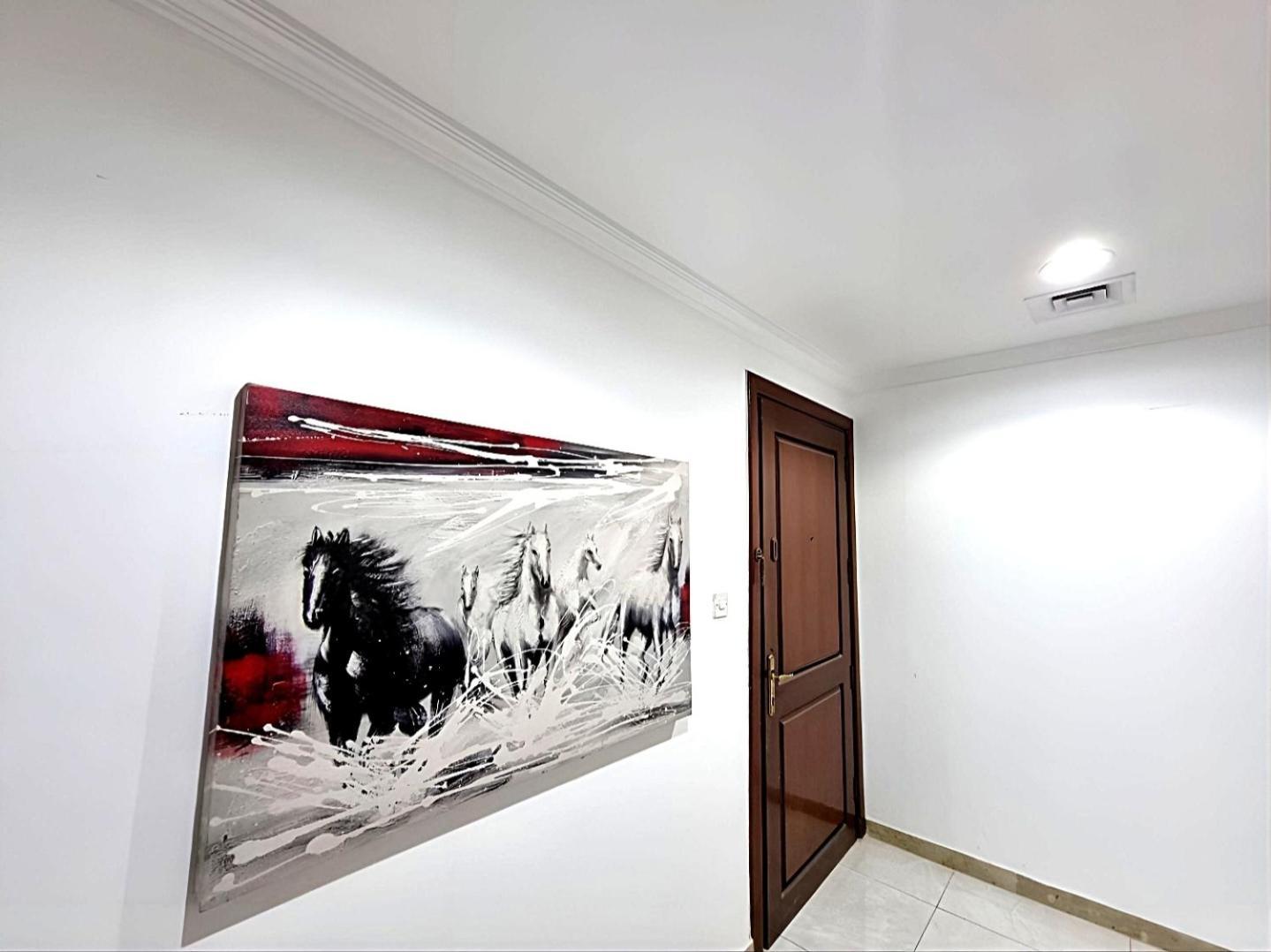 Corniche Street - Stunning Room أبو ظبي المظهر الخارجي الصورة
